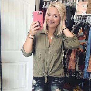 Meet your Posher, Ashley